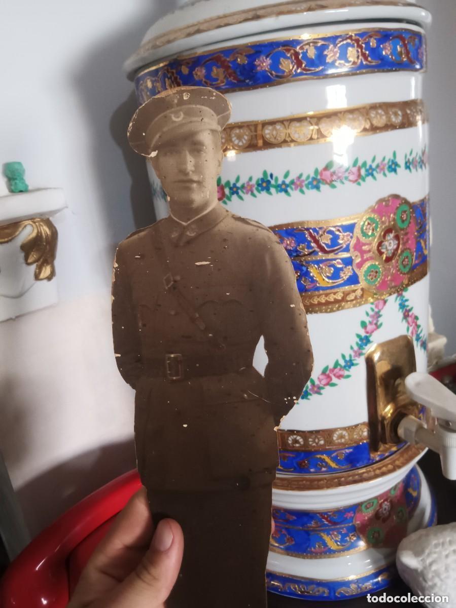 Antig&uuml;edades: Fotograf&iacute;a militar sobre madera - Foto 1