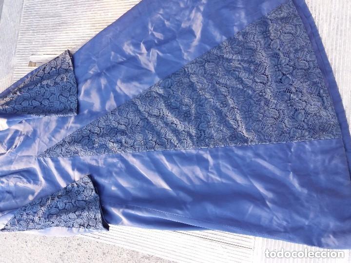 Antig&uuml;edades: vestido antiguo con encajes - Foto 2