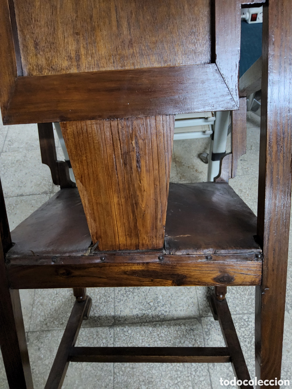 Antig&uuml;edades: Sillon de madera vintage - Foto 6