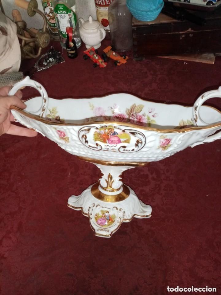 Antig&uuml;edades: centro de mesa antiguo - Foto 1