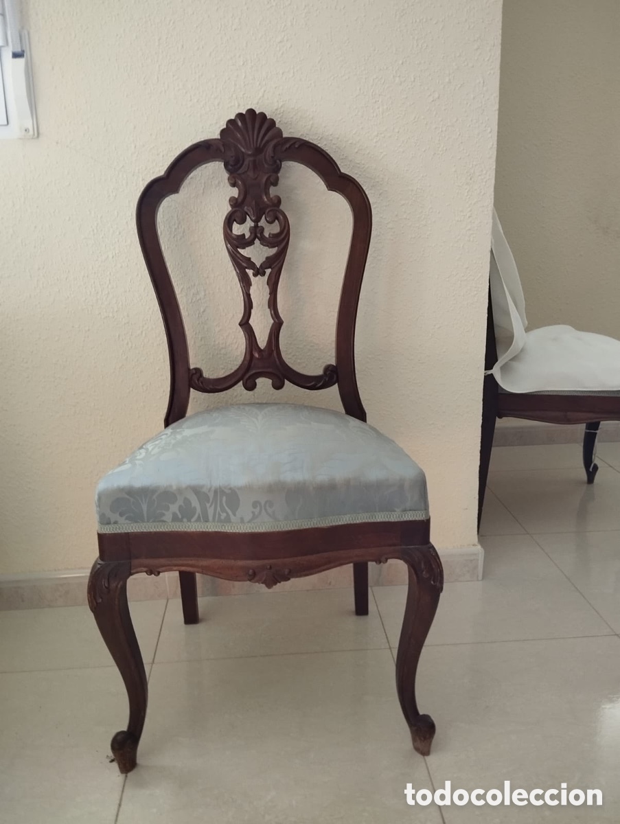 Antig&uuml;edades: Conjunto de tresilllo, sill&oacute;n y sillas. - Foto 1