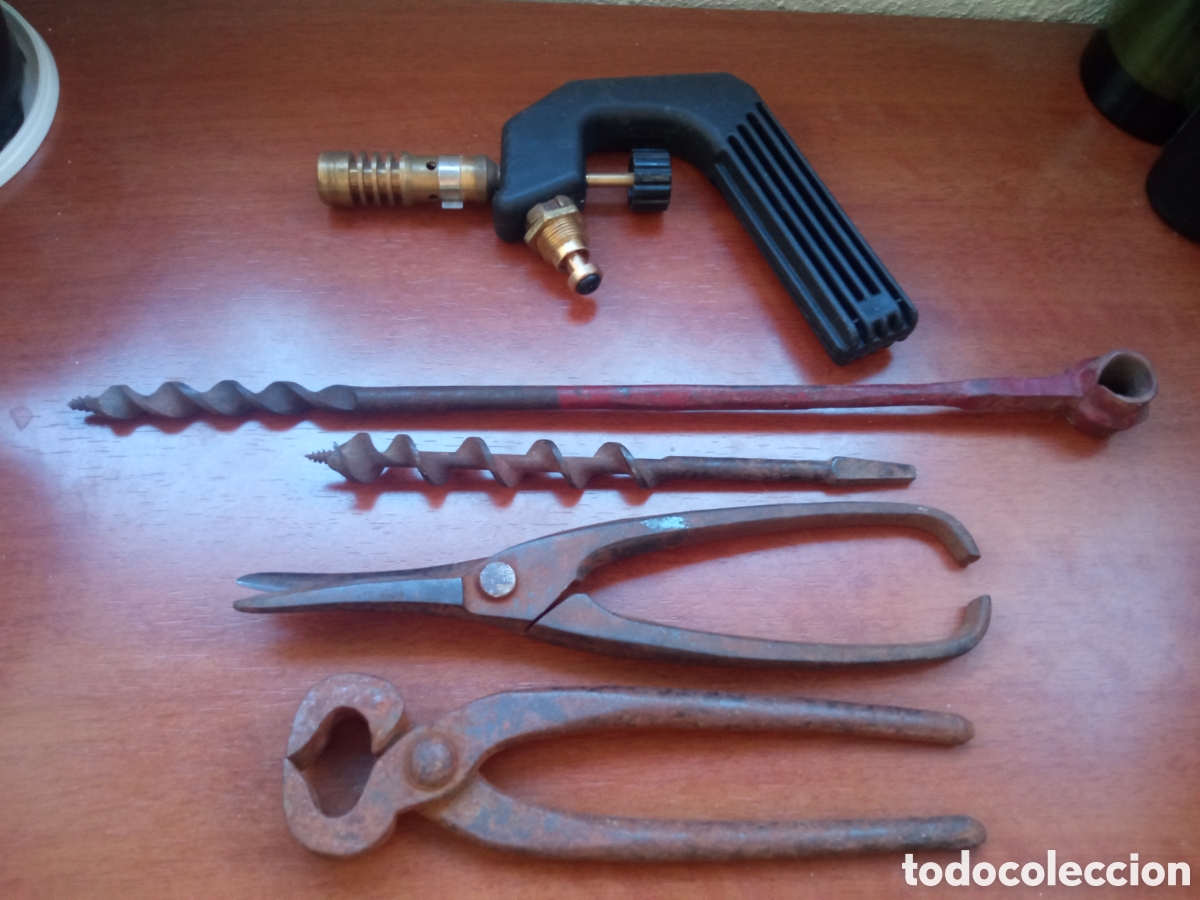 Antig&uuml;edades: Lote de herramientas antiguas . - Foto 2