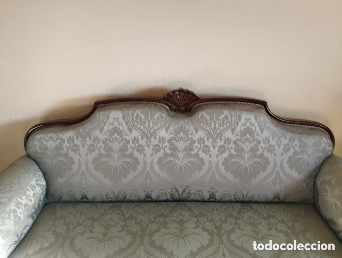 Antig&uuml;edades: Conjunto de tresilllo, sill&oacute;n y sillas. - Foto 4
