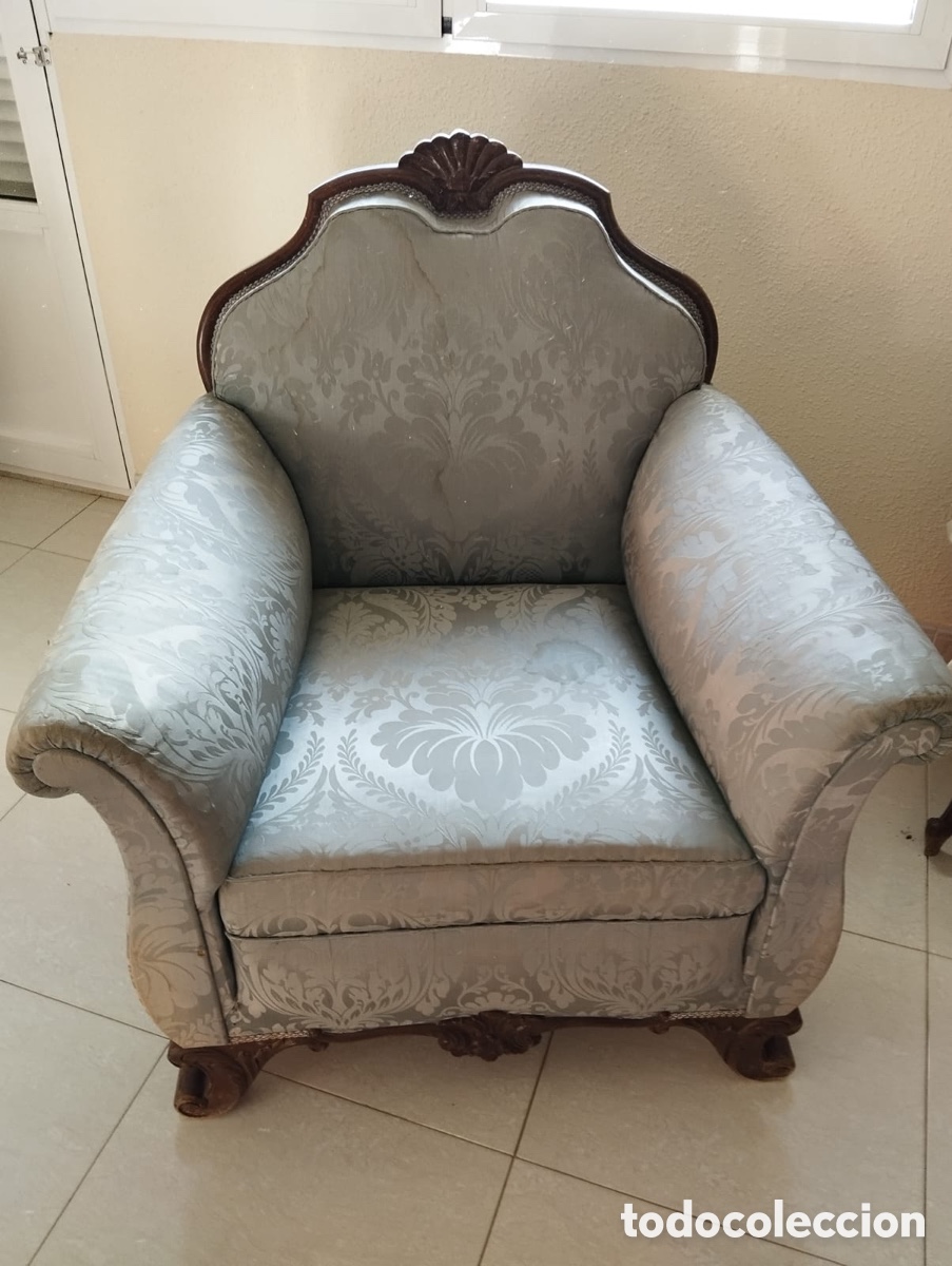 Antig&uuml;edades: Conjunto de tresilllo, sill&oacute;n y sillas. - Foto 5