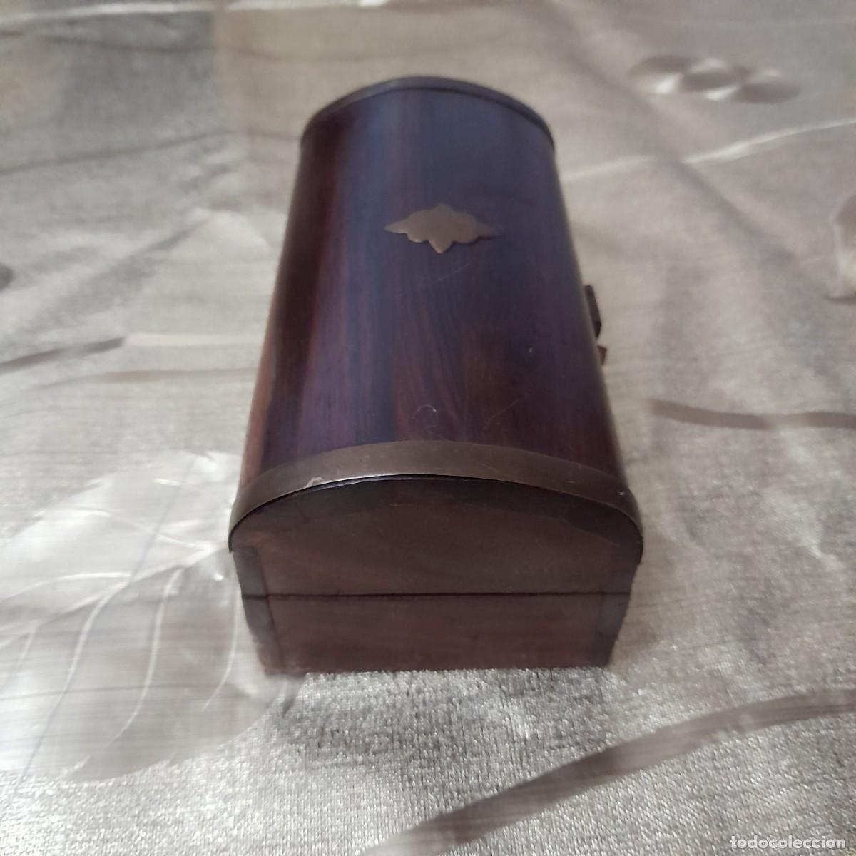 Antig&uuml;edades: Caja antigua de madera - Foto 6