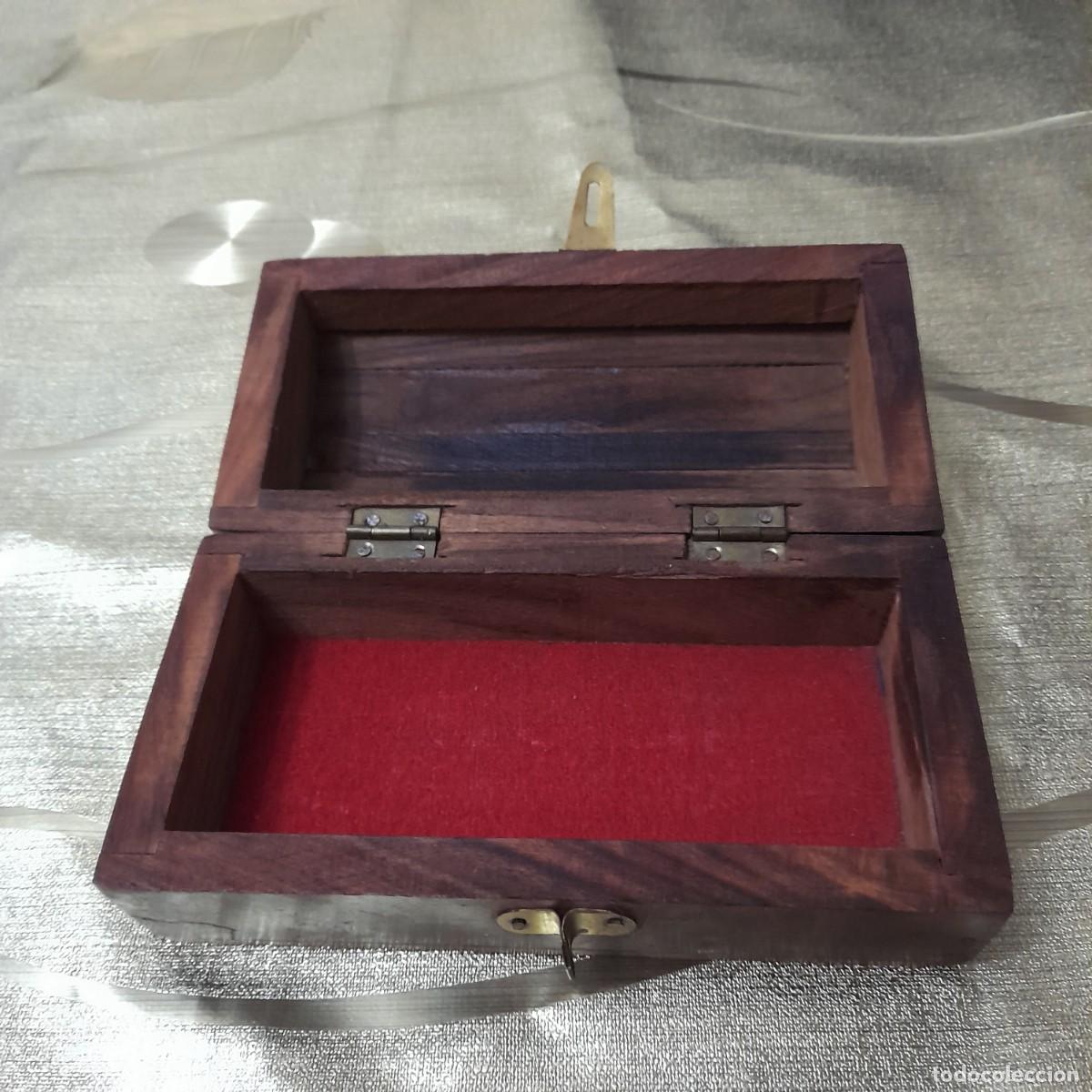 Antig&uuml;edades: Caja antigua de madera - Foto 10