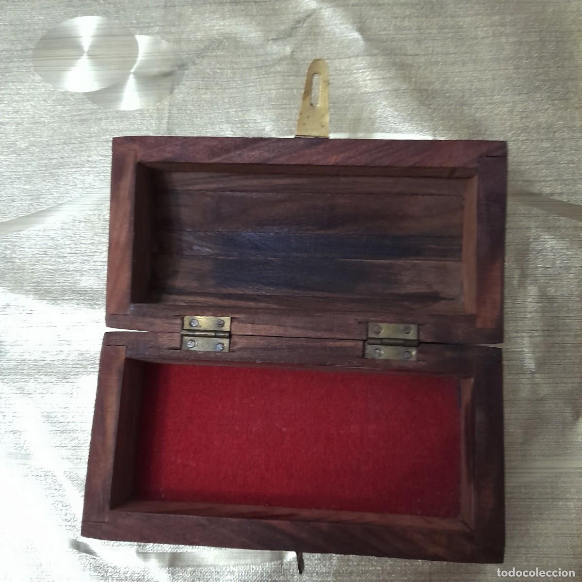 Antig&uuml;edades: Caja antigua de madera - Foto 11