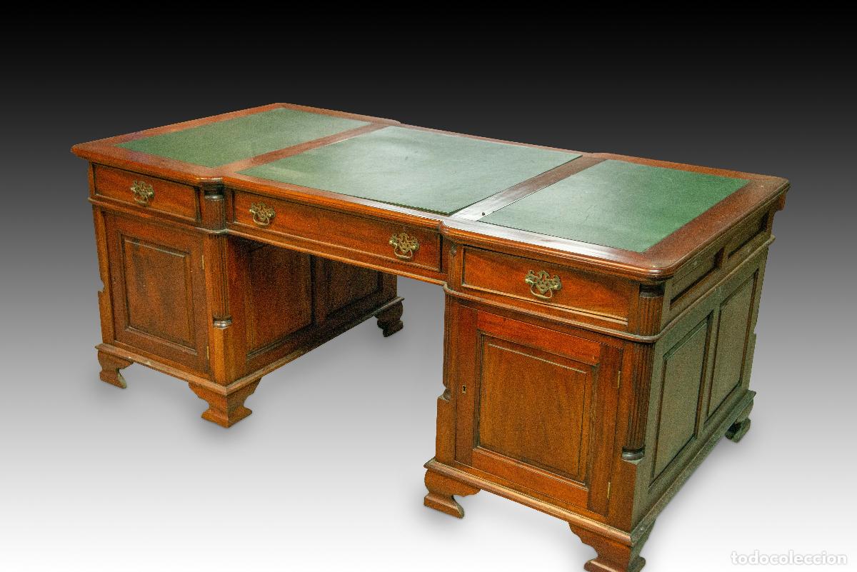 Antig&uuml;edades: Mesa escritorio. Siguiendo modelos antiguos. - Foto 5