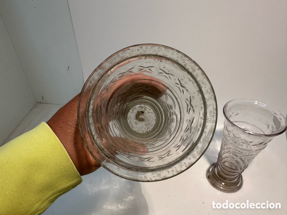 Antig&uuml;edades: PAREJA DE JARRONES DE ALTAR DE CRISTAL ANTIGUOS. - Foto 8