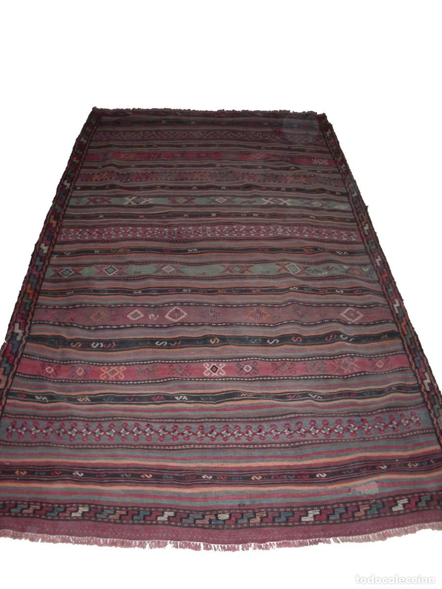 Antig&uuml;edades: Kilim persa K021-026 - Foto 1