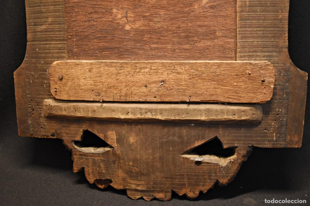 Antig&uuml;edades: Marco antiguo S. XIX de madera tallada - Foto 12