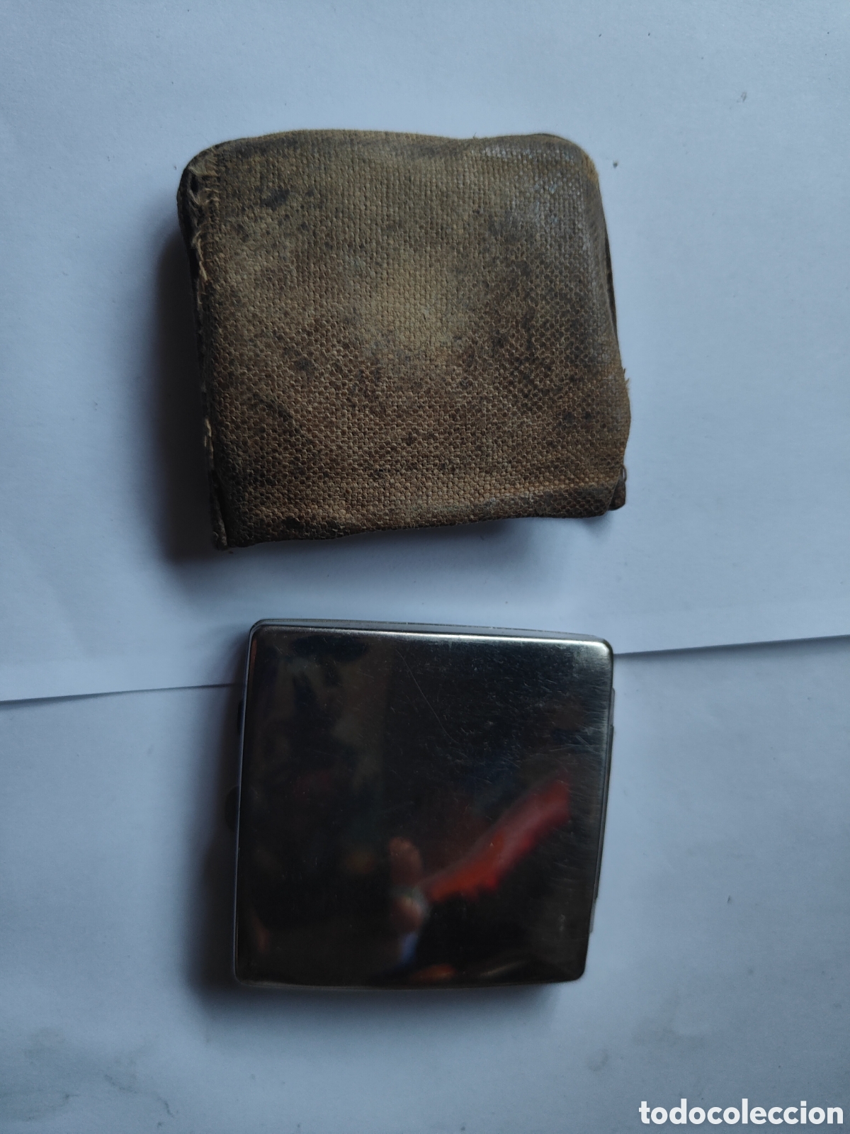 Antig&uuml;edades: ANTIGUA POLVERA METALICA CON FUNDA - Foto 2