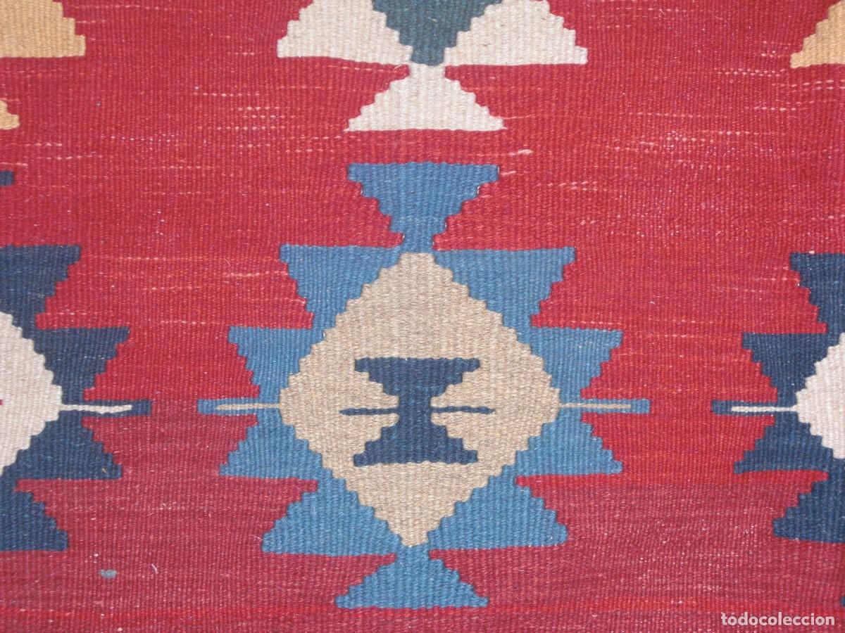 Antig&uuml;edades: Kilim persa K023-133 - Foto 2
