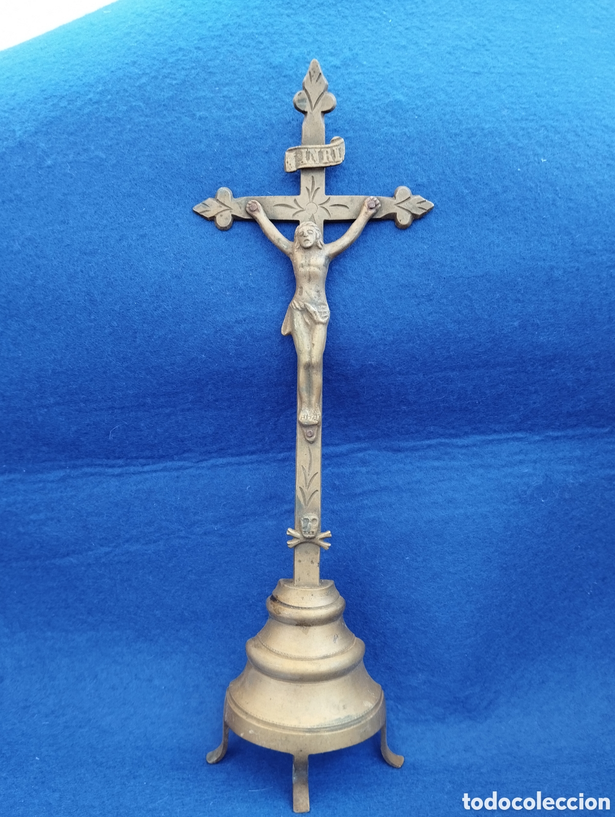 Antig&uuml;edades: Antiguo crucifijo de bronce de altar - Foto 11