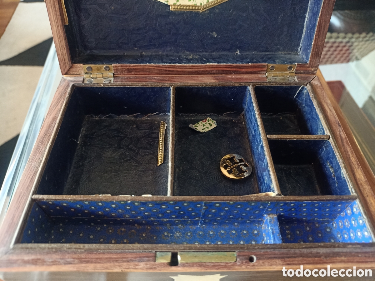 Antig&uuml;edades: Antigua caja de madera - Foto 4