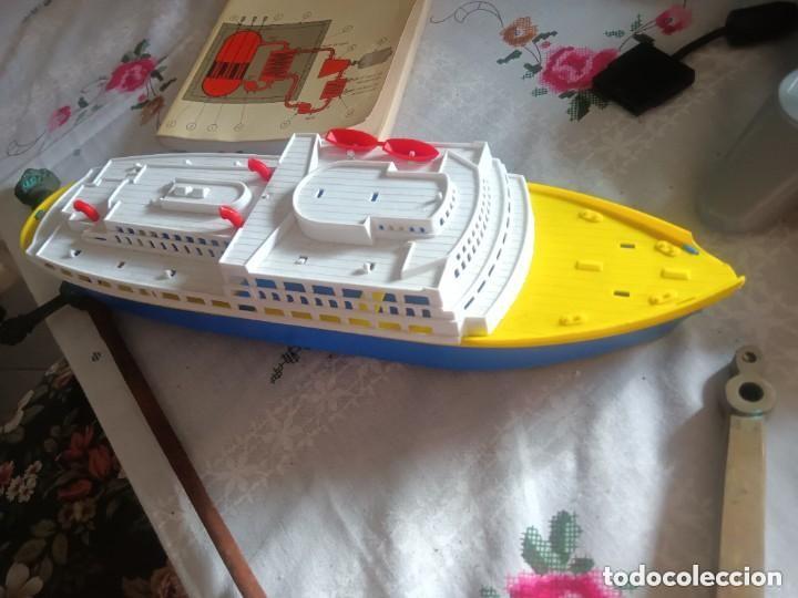 Antig&uuml;edades: Barco pl&aacute;stico made un spain - Foto 1