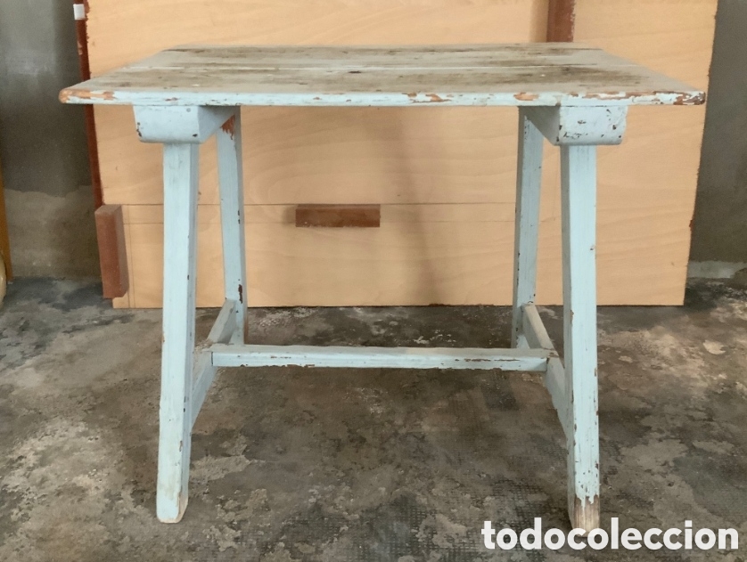 Antig&uuml;edades: Lote de 3 mesas de madera peque&ntilde;as - Foto 3