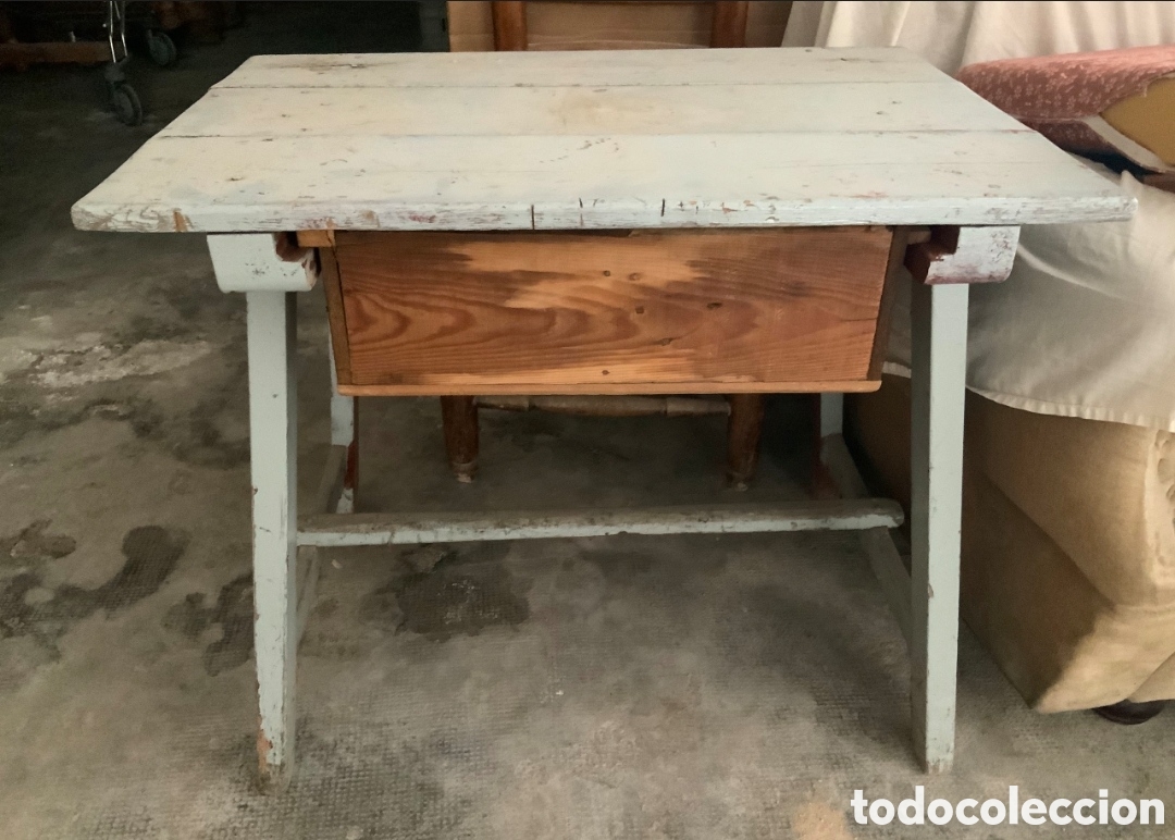 Antig&uuml;edades: Lote de 3 mesas de madera peque&ntilde;as - Foto 4