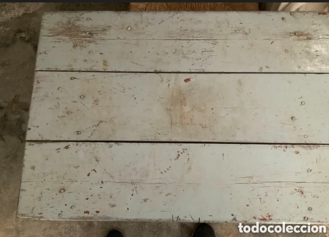 Antig&uuml;edades: Lote de 3 mesas de madera peque&ntilde;as - Foto 1