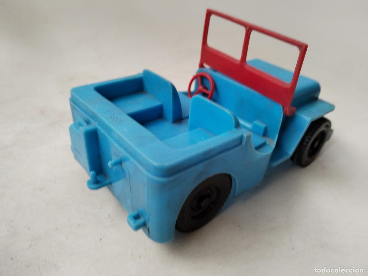 Antig&uuml;edades: ANTIGUO JEEP DE PL&Aacute;STICO DE cefa - C139 - Foto 3