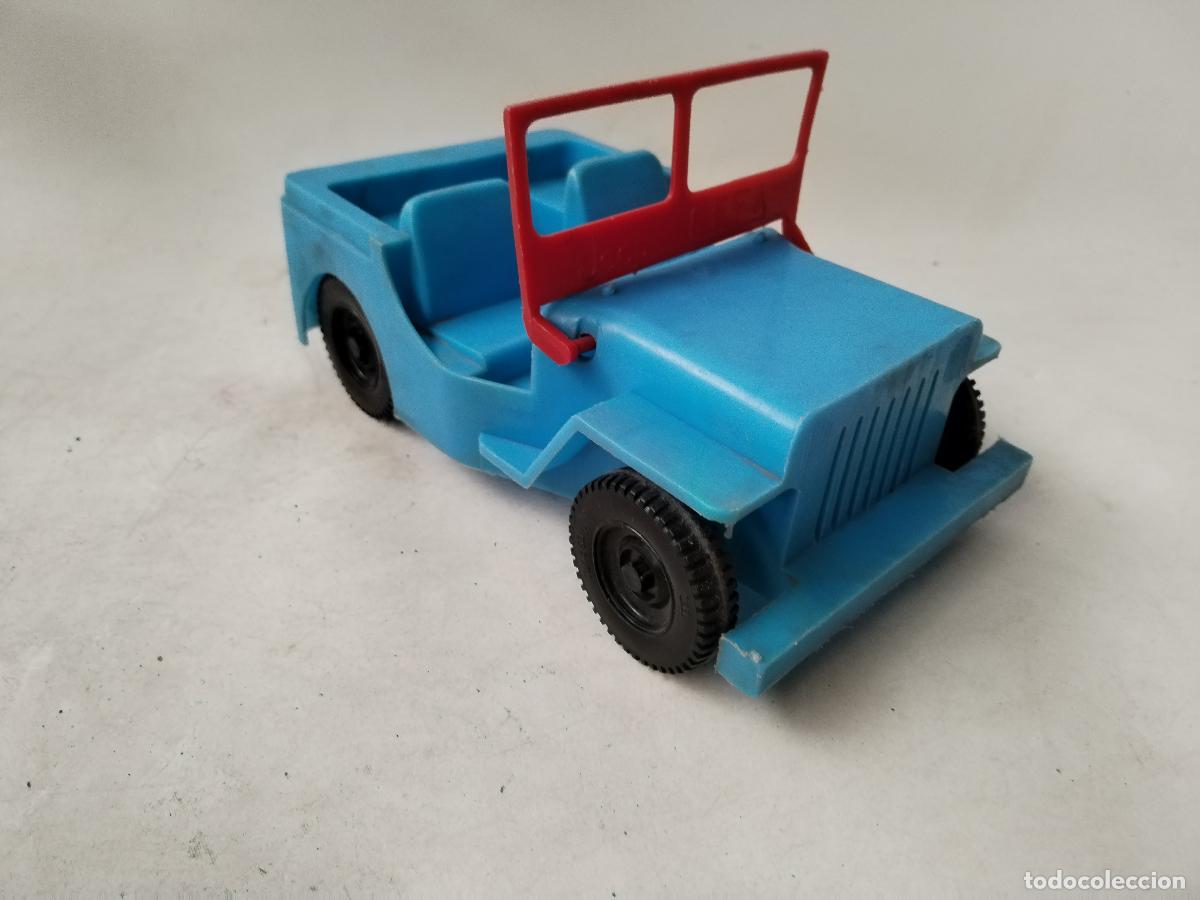 Antig&uuml;edades: ANTIGUO JEEP DE PL&Aacute;STICO DE cefa - C139 - Foto 1