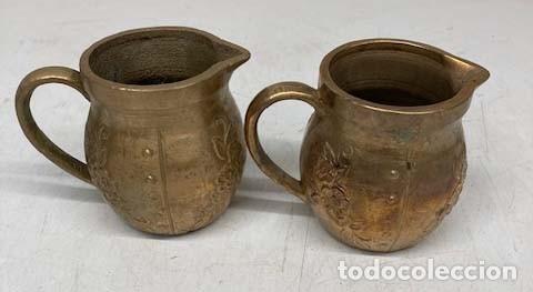 Antig&uuml;edades: Dos jarras de bronce - Foto 3