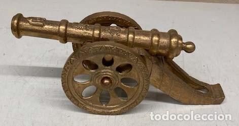 Antig&uuml;edades: Ca&ntilde;&oacute;n de bronce decorativo - Foto 1