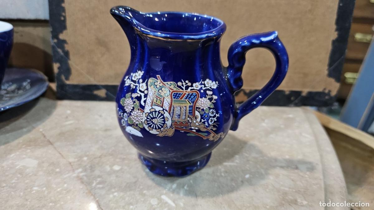 Antig&uuml;edades: jarra de ceramica azul - Foto 1