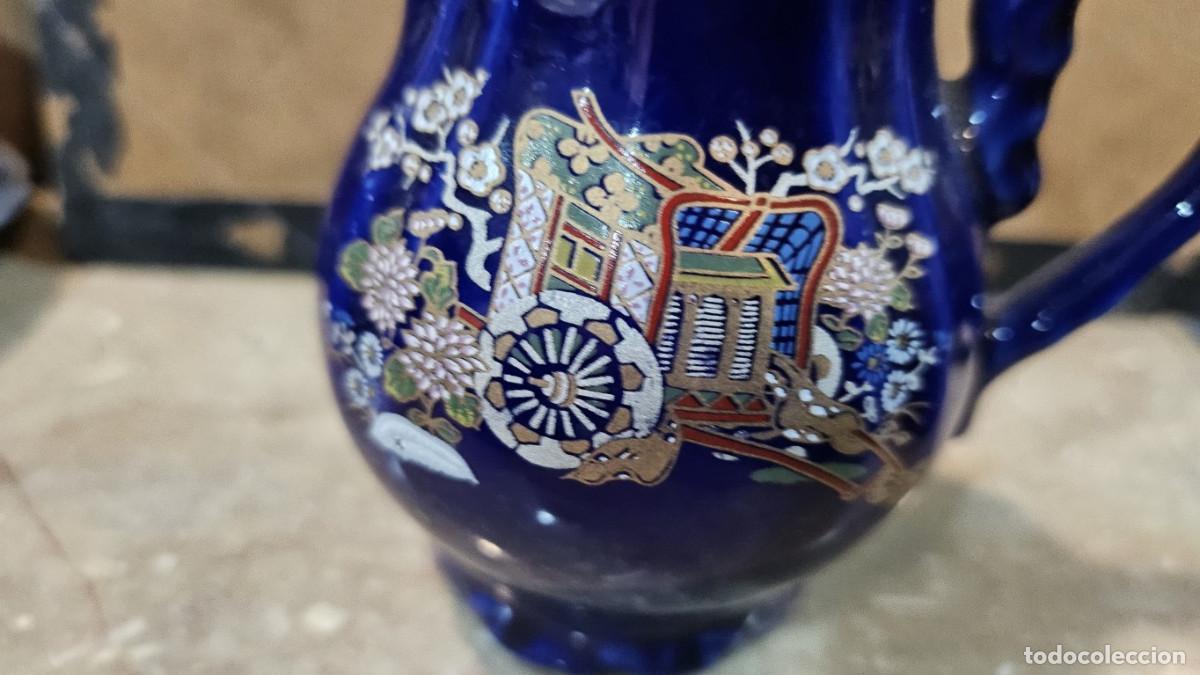 Antig&uuml;edades: jarra de ceramica azul - Foto 2