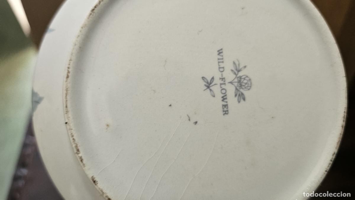 Antig&uuml;edades: tetera de porcelana con firma - Foto 3