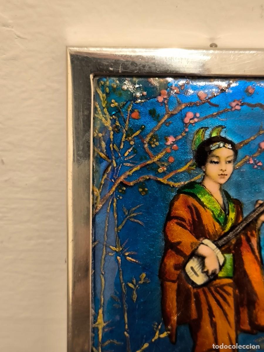 Antig&uuml;edades: ESMALTE ASIATICO CON MARCO EN PLATA - Foto 7