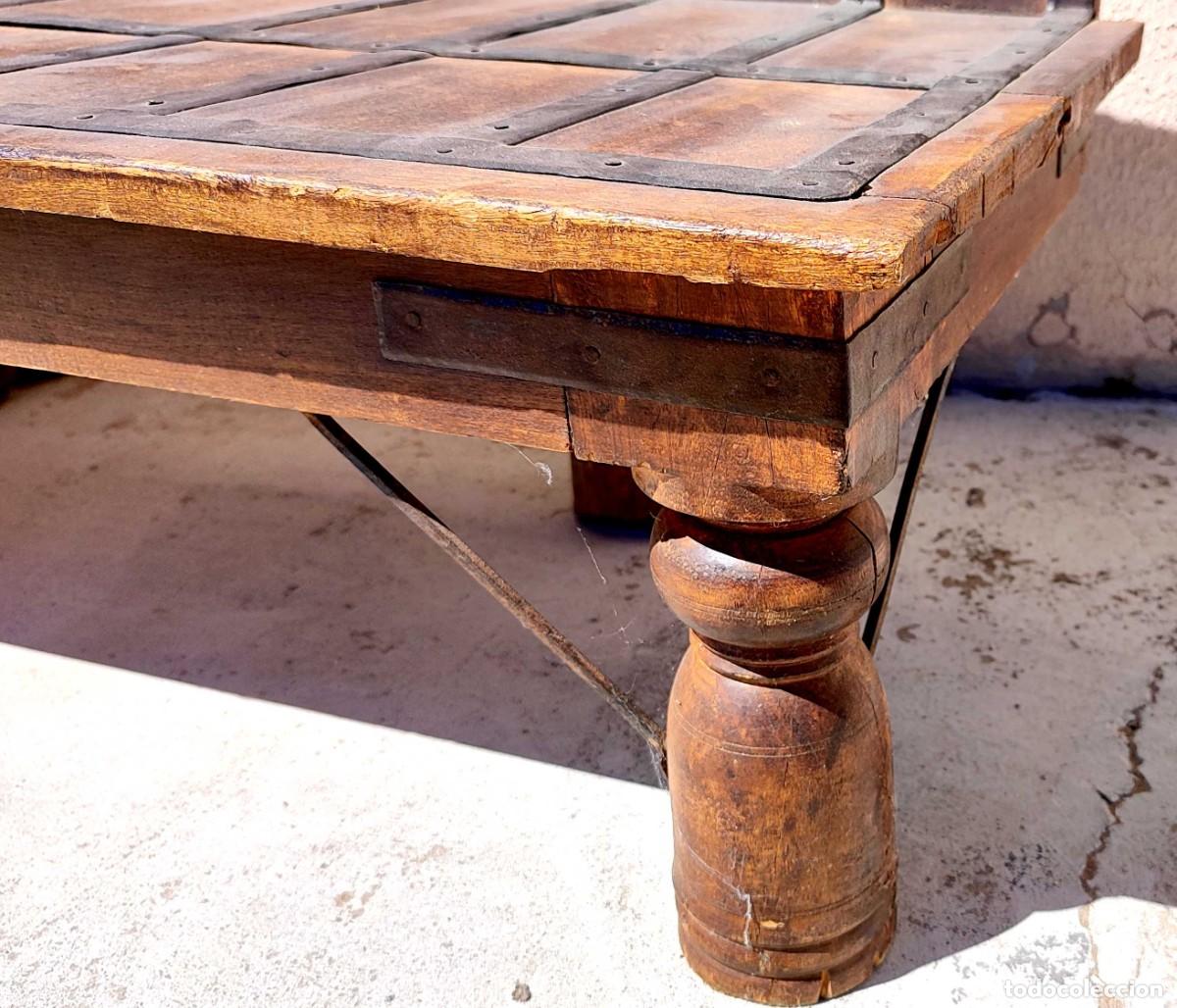 Antig&uuml;edades: Banco rustico de madera con refuerzos de hierro - Foto 3