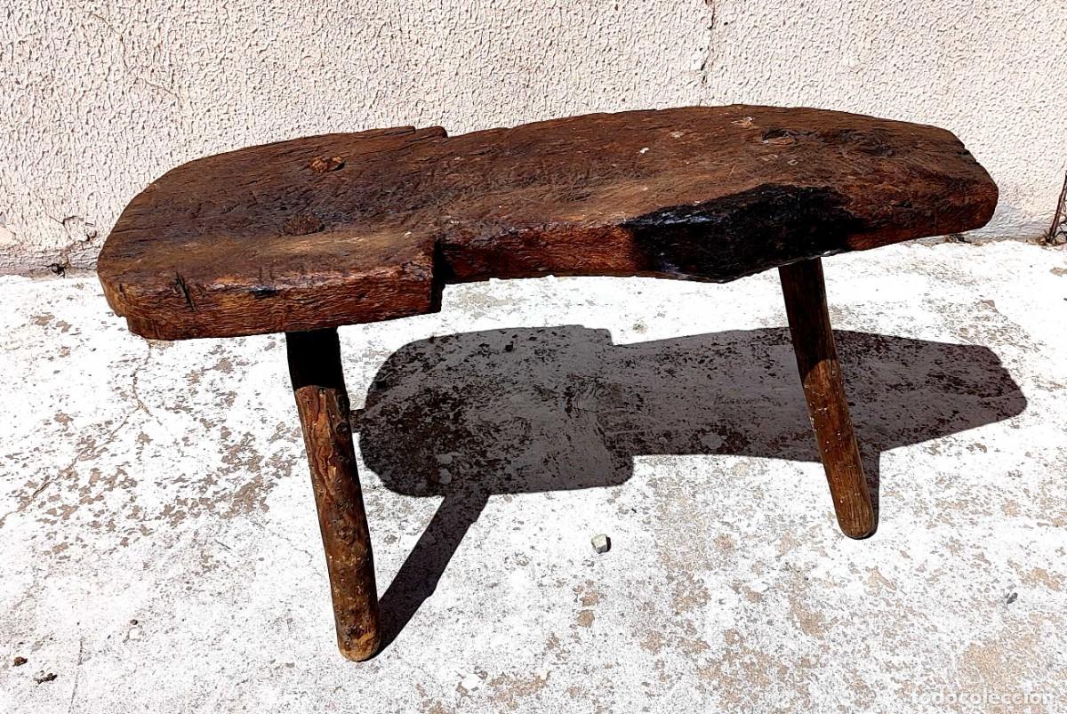 Antig&uuml;edades: Banco rustico en madera de casta&ntilde;o, taburete, mesa tocinera - Foto 2