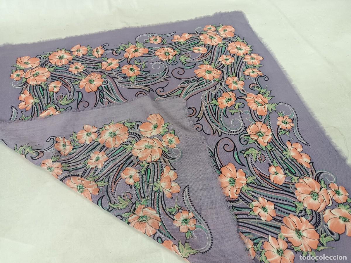 Antig&uuml;edades: Pa&ntilde;uelo de merino morado - Foto 6