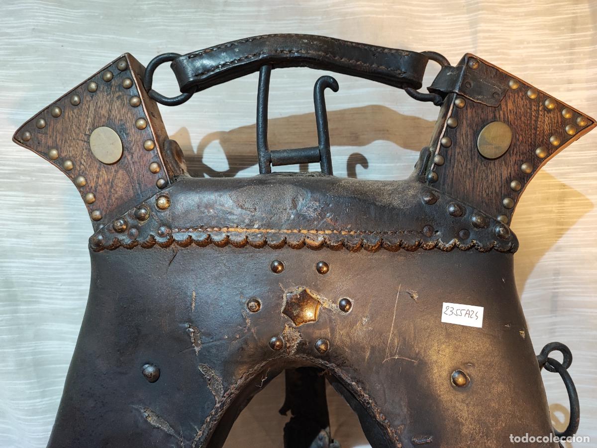 Antig&uuml;edades: ANTIGUO COLLAR DE CABALLO, GUARNICION, APERO - Foto 1