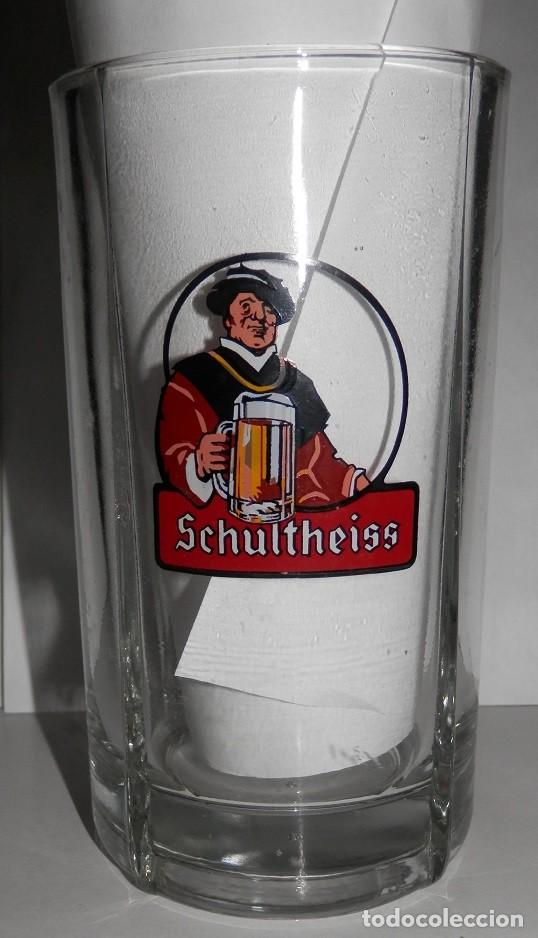 Antig&uuml;edades: JARRA DE LA CERCEZA SCHULTHEISS - Foto 1