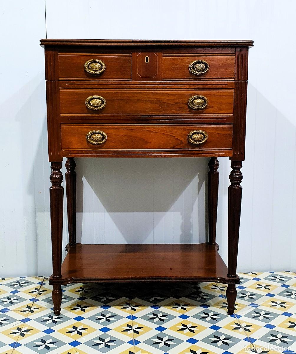 Antig&uuml;edades: Mueble cubertero Estilo Luis XVI - Foto 2