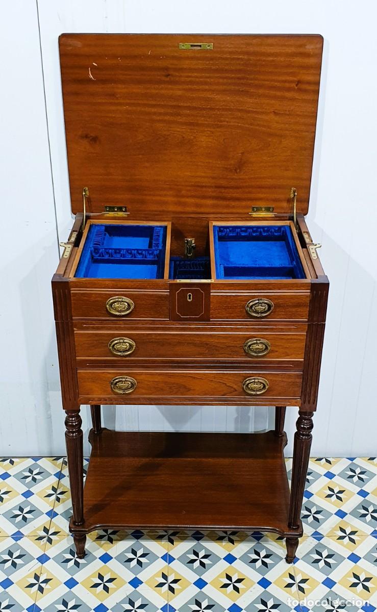 Antig&uuml;edades: Mueble cubertero Estilo Luis XVI - Foto 4