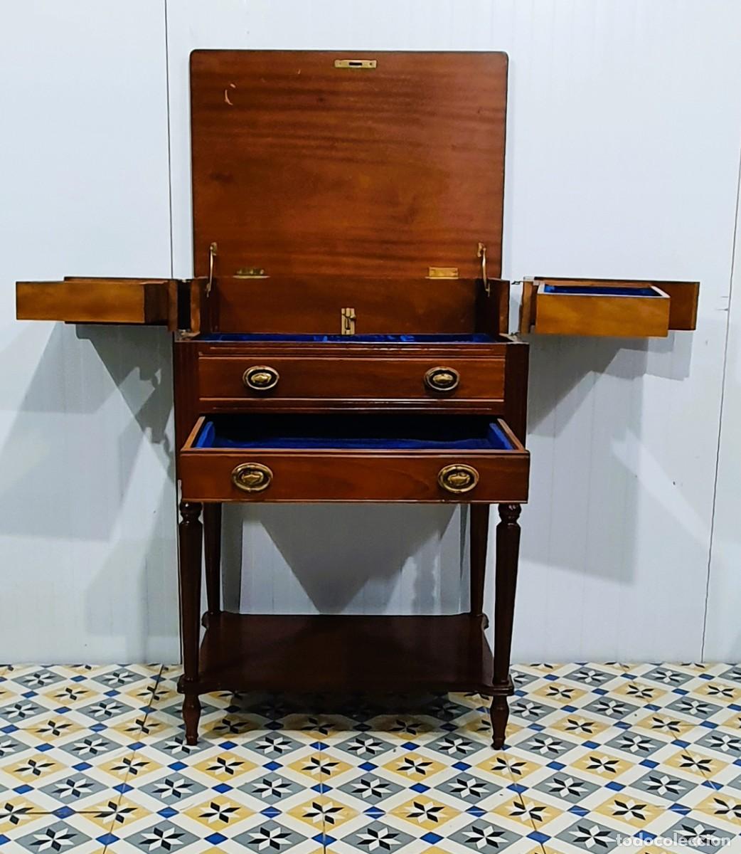 Antig&uuml;edades: Mueble cubertero Estilo Luis XVI - Foto 5