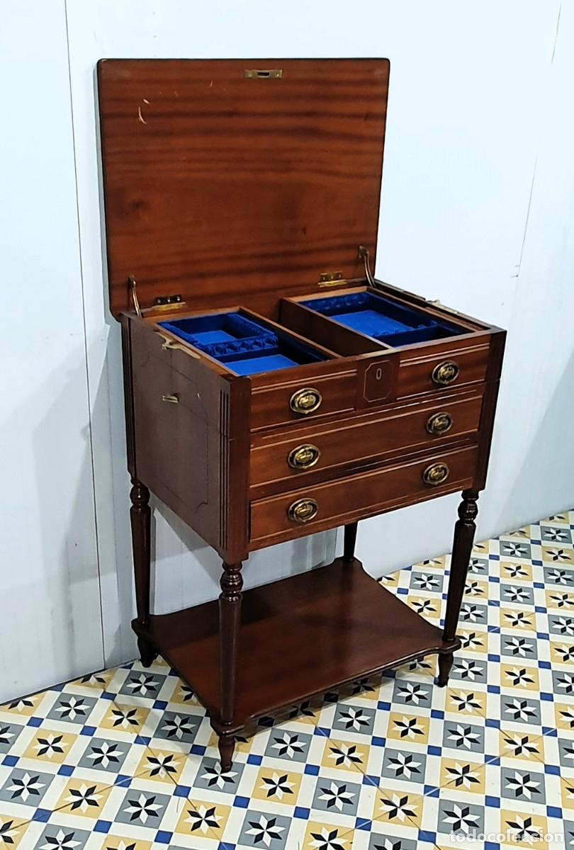 Antig&uuml;edades: Mueble cubertero Estilo Luis XVI - Foto 6