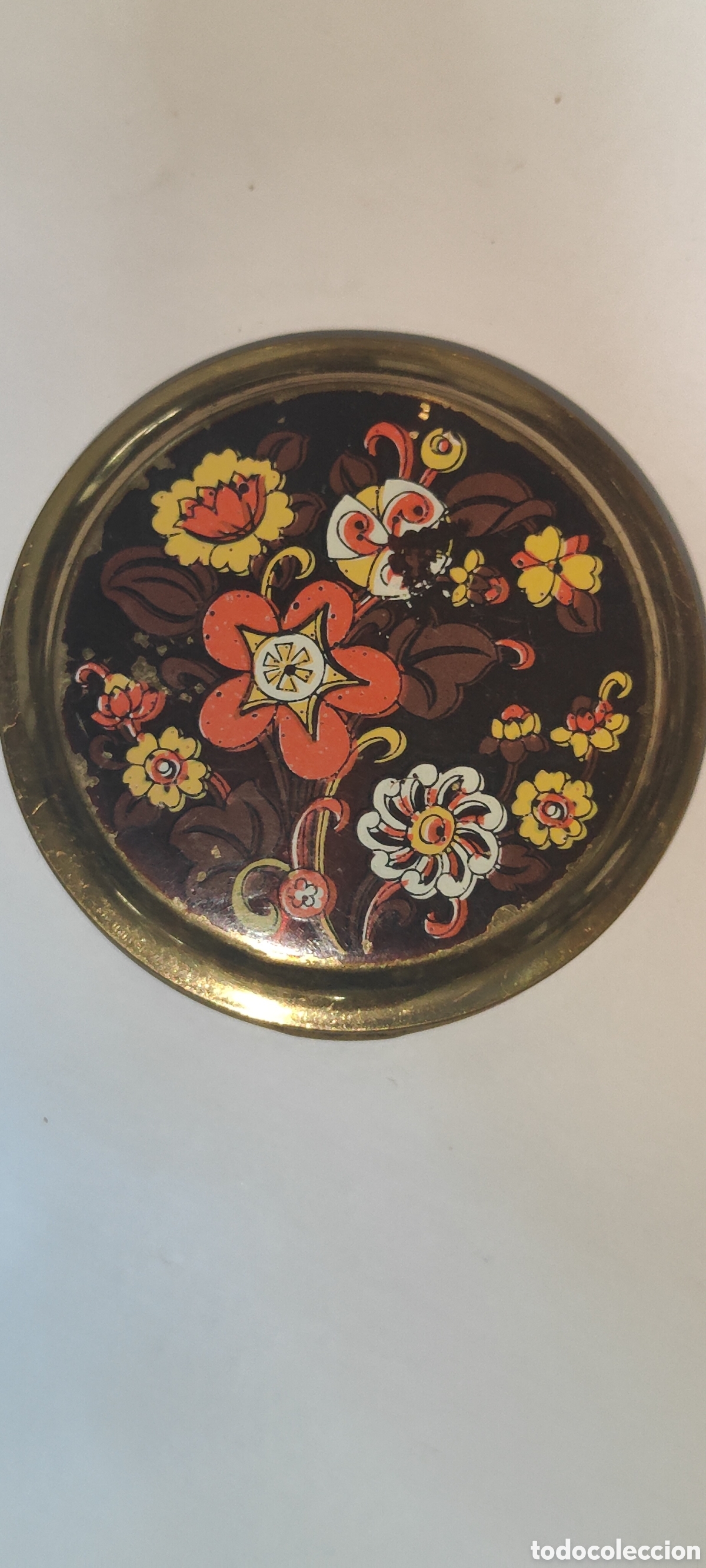 Antig&uuml;edades: ANTIGUA POLVERA CON FLORES - Foto 1