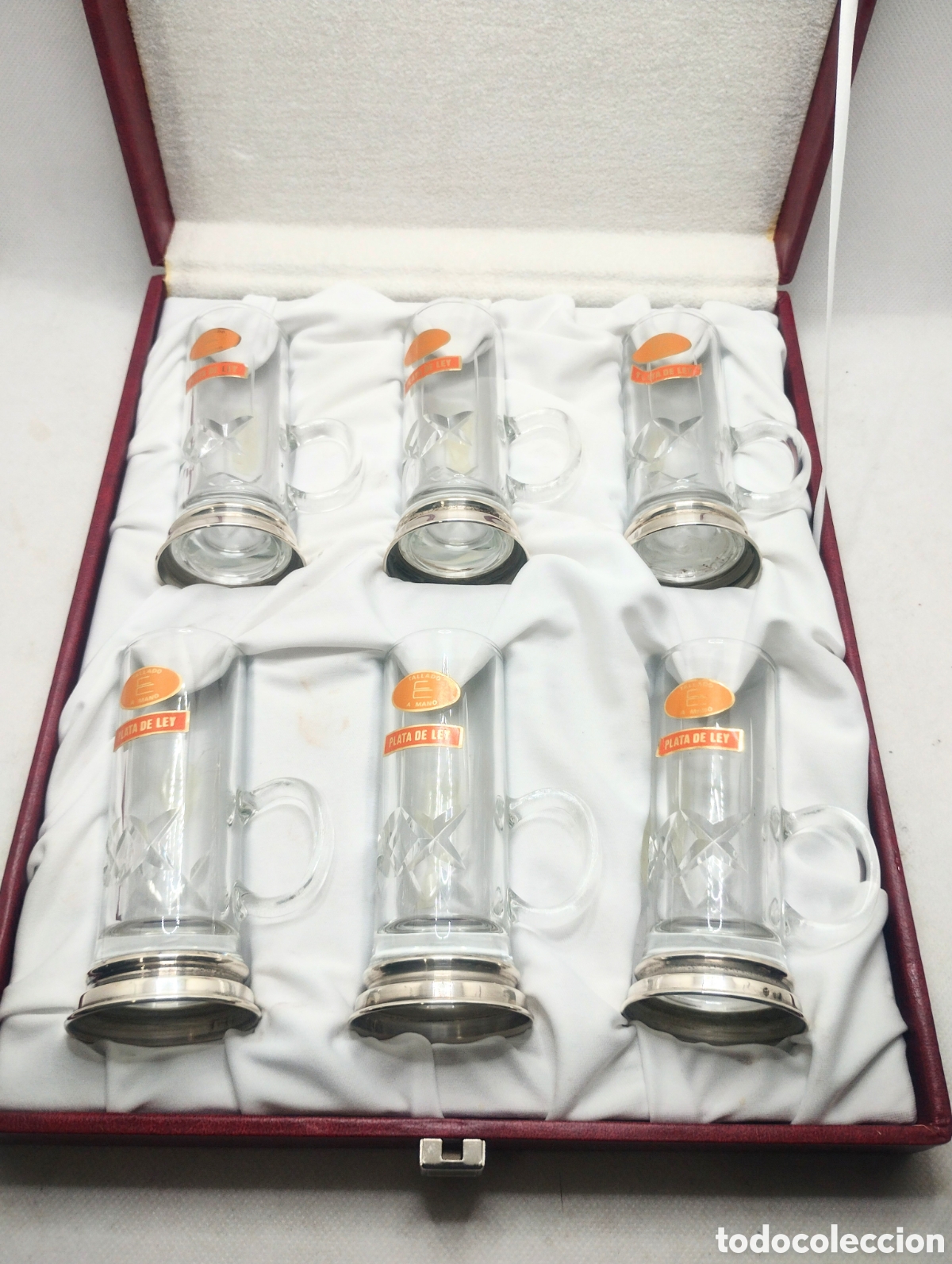Antig&uuml;edades: Conjunto de chupitos con pi&eacute; de plata en caja original - Foto 1