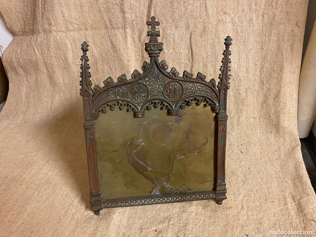 Antig&uuml;edades: sacra de bronce neogotico - Foto 1