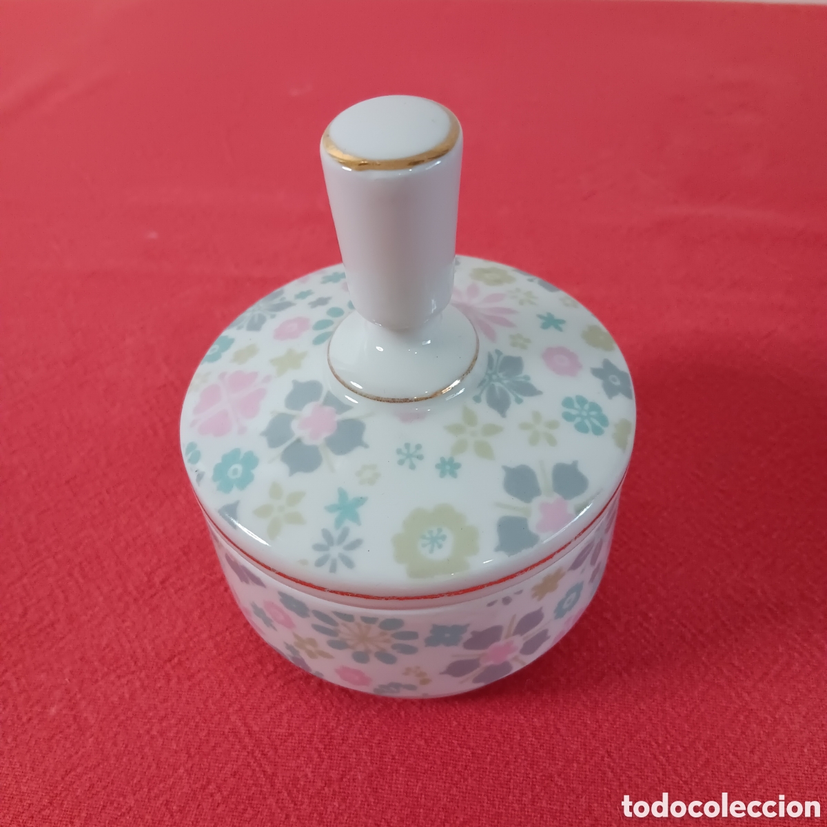 Antig&uuml;edades: JUEGO DE TOCADOR DE PORCELANA. - Foto 7