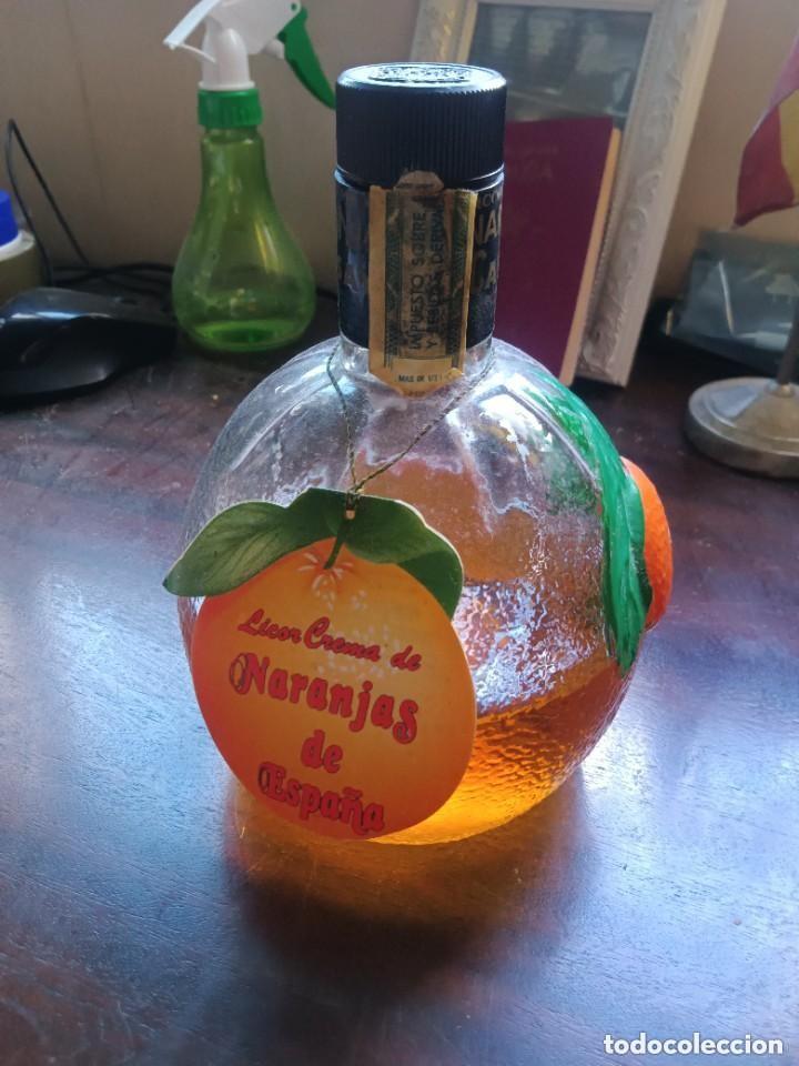 Antig&uuml;edades: Botella calisay naranja - Foto 2