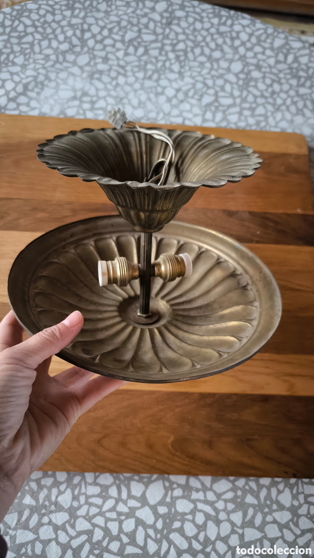 Antig&uuml;edades: L&aacute;mpara techo bronze - Foto 1