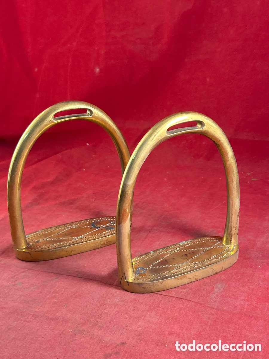 Antig&uuml;edades: ESTRIBOS CABALLO DE BRONCE DORADO - Foto 1