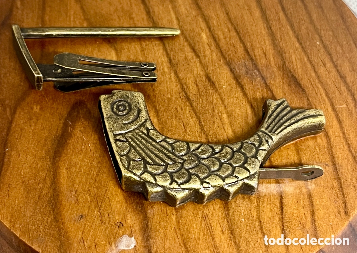 Antig&uuml;edades: CANDADO CHINO DE BRONCE FORMA DE PEZ - Foto 3