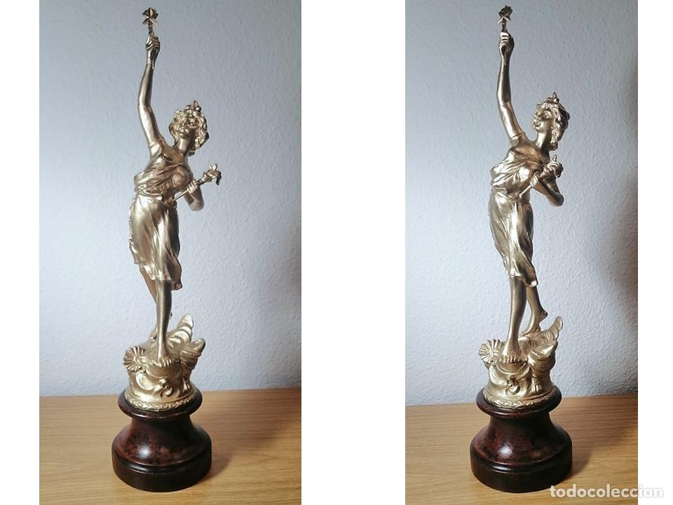 Antig&uuml;edades: FIGURA FRANCESA DE CALAMINA DORADA - Foto 1
