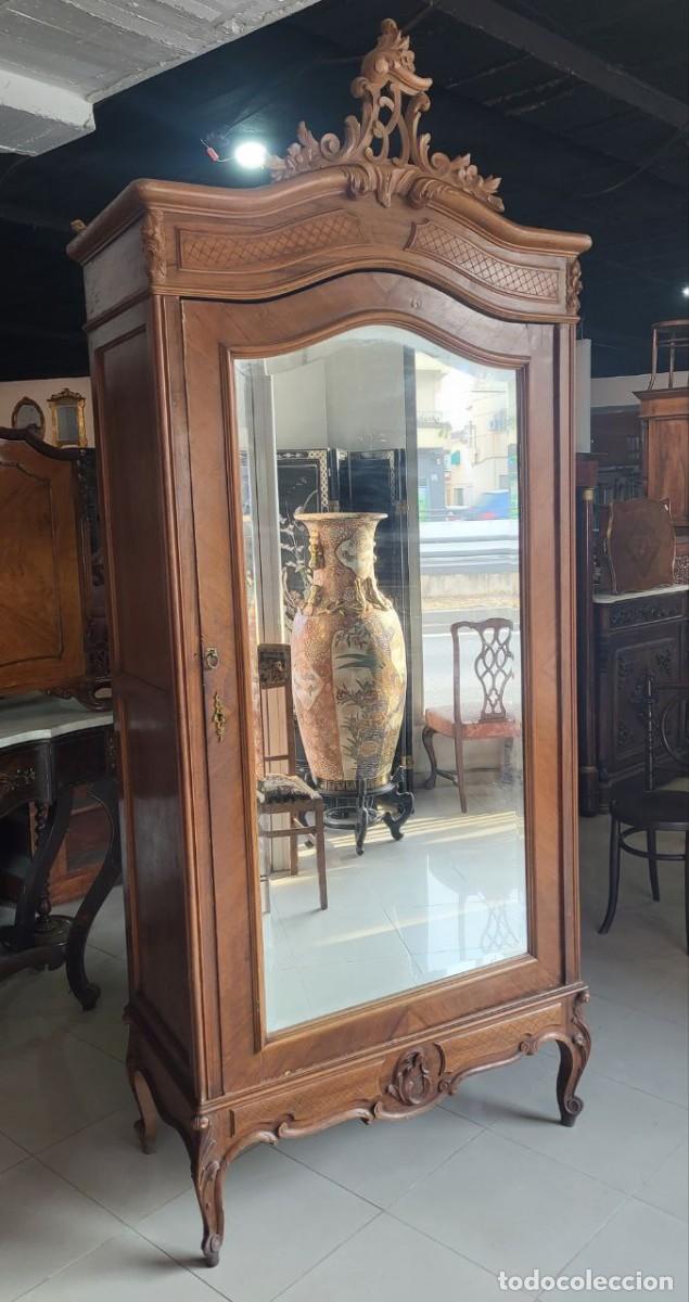 Antig&uuml;edades: Armario Antiguo Luis XVI - Foto 1